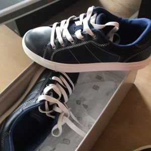 Boys sneakers NBW